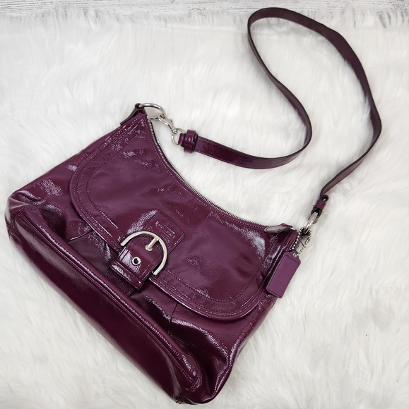 Coach Vintage Patent Leather Hobo Shoulder Bag/ Crossbody Bag in Plum - Picture 3 of 16